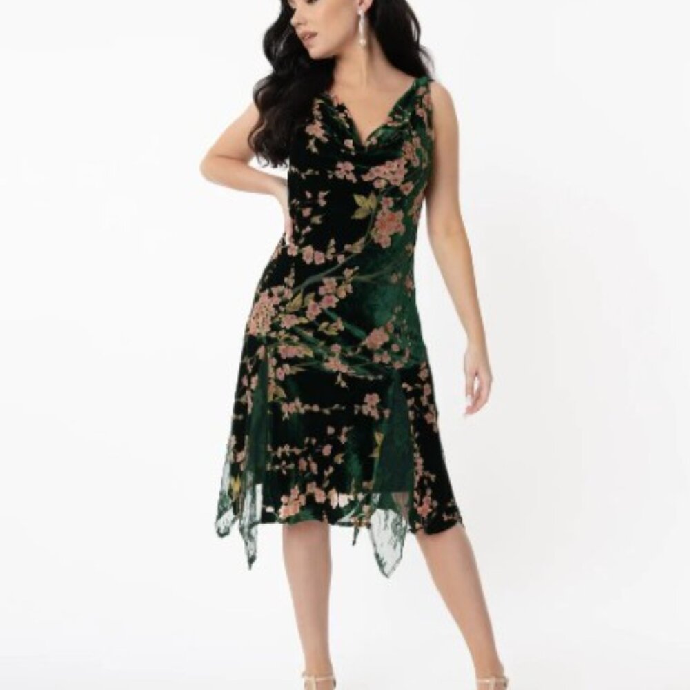 Unique Vintage Emerald Velvet Floral Burnout Hemingway Flapper Dress, 6-8/Medium